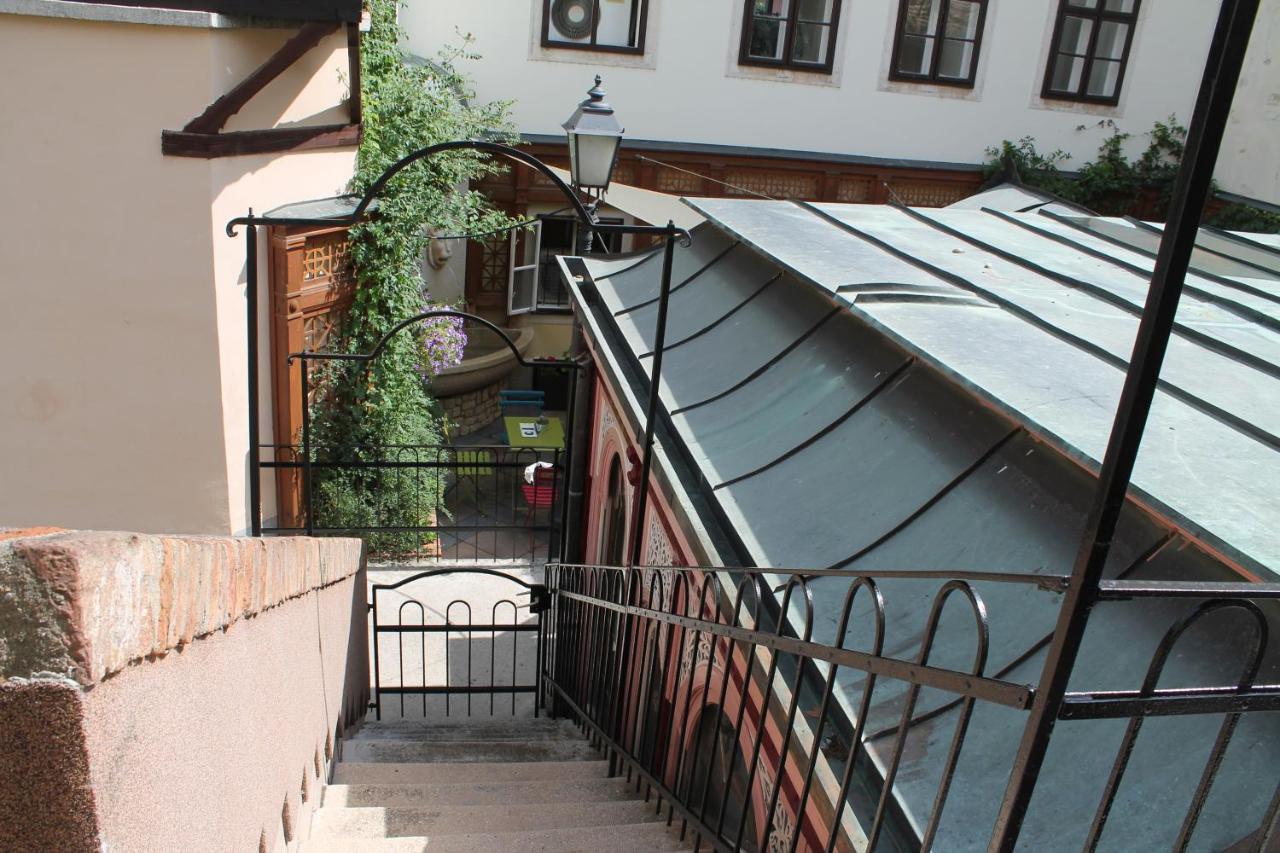 Zwinger Apartman Sopron Eksteriør billede